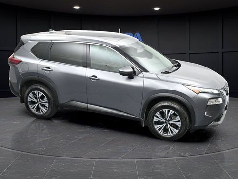 Used 2021 Nissan Rogue SV w/ Premium Package AWD/4WD image 35