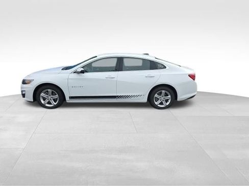 Used 2024 Chevrolet Malibu LS FWD image 2