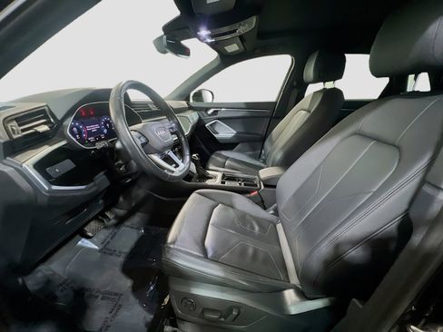 Used 2021 Audi Q3 2.0T Premium w/ Convenience Package image 14