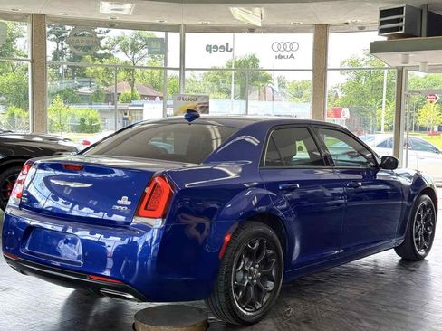 Used 2020 Chrysler 300 S w/ 300S Premium Group AWD/4WD image 6