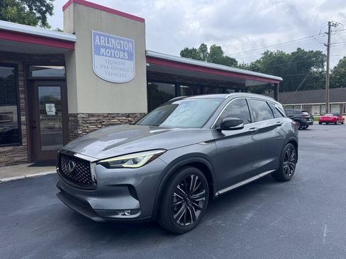 Used 2021 INFINITI QX50 Luxe w/ Appearance Package FWD image 2