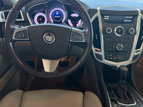 Used 2011 Cadillac SRX Premium image 15