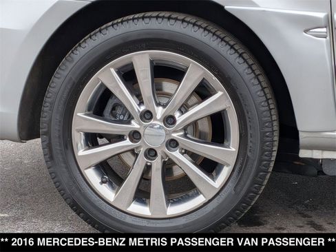 Used 2016 Mercedes-Benz Metris Passenger image 10