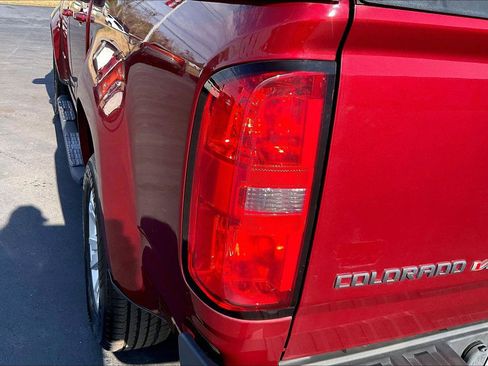 Used 2018 Chevrolet Colorado LT w/ LT Convenience Package image 30