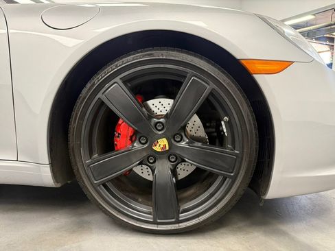 Used 2017 Porsche 911 Carrera image 89