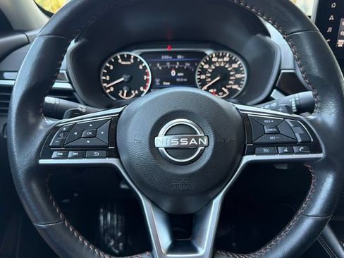 Used 2024 Nissan Altima 2.5 SR w/ SR Premium Package AWD/4WD image 27