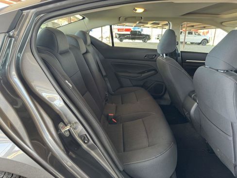 Used 2023 Nissan Altima 2.5 SV w/ SV Premium Package AWD/4WD image 35