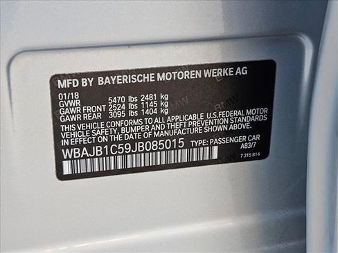 Used 2018 BMW 530e xDrive image 25