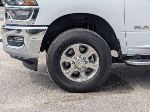 Used 2026 RAM 2500 Big Horn AWD/4WD image 11