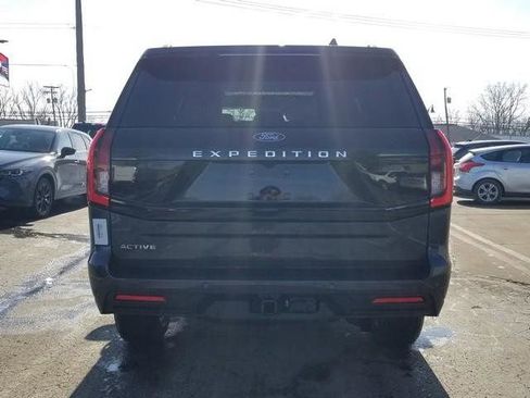 New 2026 Ford Expedition Active image 4