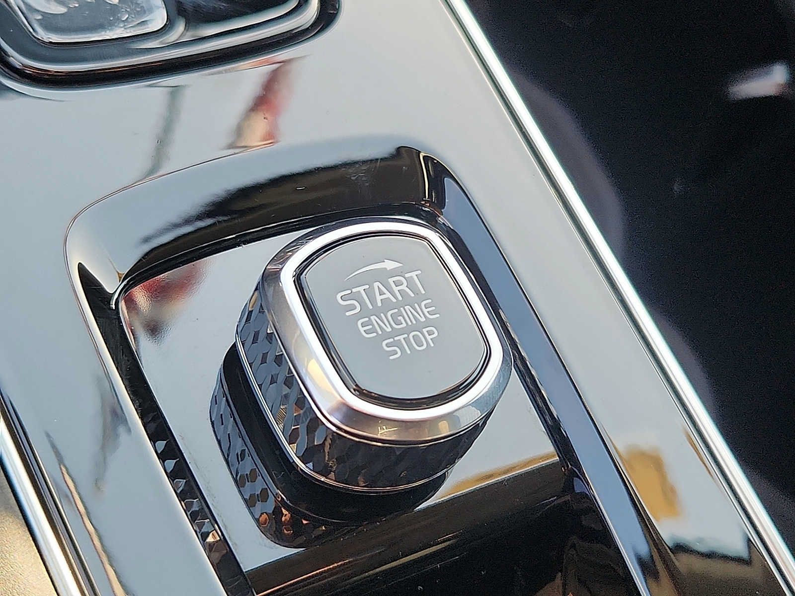 Used 2026 Volvo XC90 B6 Plus w/ Protection Package Premier AWD/4WD image 23