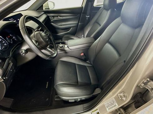 Used 2023 MAZDA MAZDA3 s image 27
