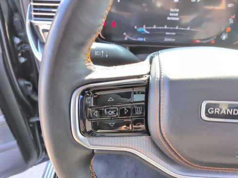 Certified 2023 Jeep Grand Wagoneer Series III AWD/4WD image 25