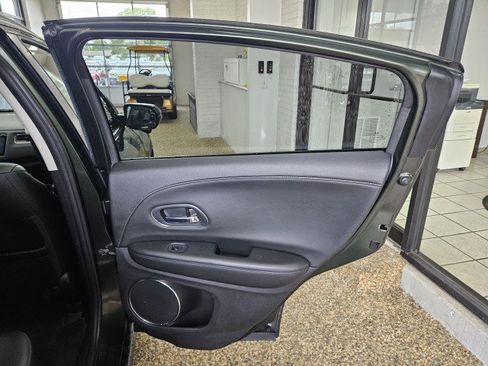 Used 2016 Honda HR-V EX-L image 15