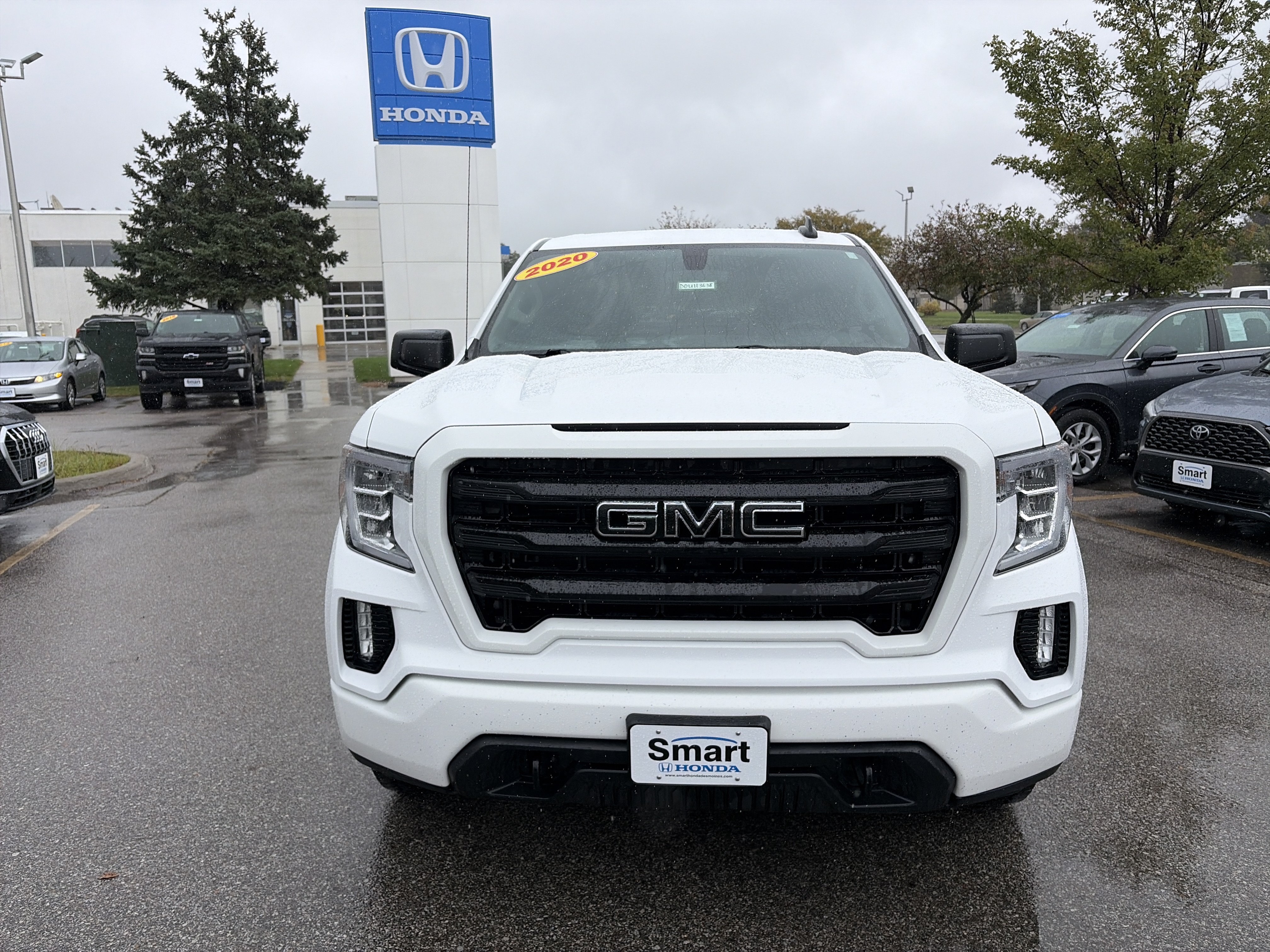 Used 2020 GMC Sierra 1500 Elevation w/ Elevation Value Package AWD/4WD image 3