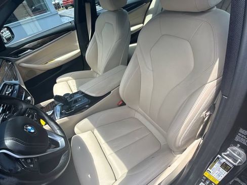Used 2019 BMW 530i xDrive w/ Convenience Package AWD/4WD image 7