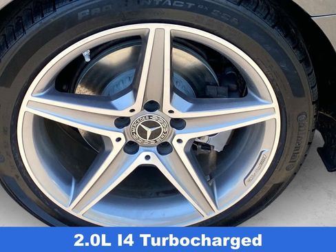 Used 2017 Mercedes-Benz C 300 4MATIC Sedan image 27
