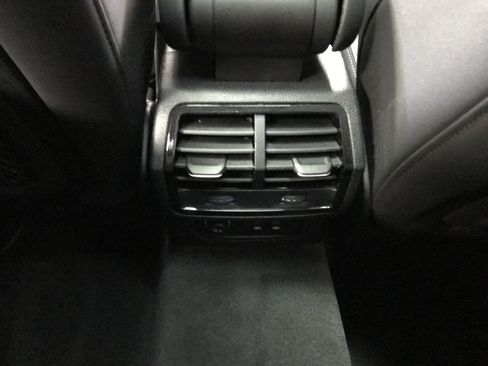 Used 2023 Audi Q3 2.0T Premium Plus w/ Premium Plus Package image 15