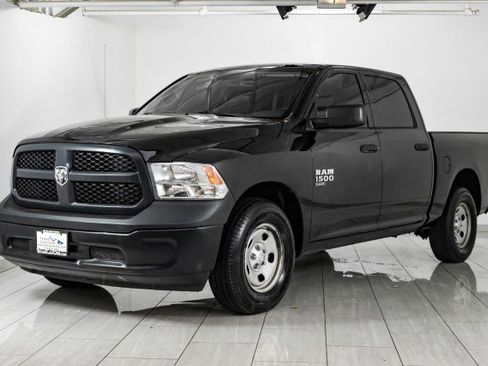 Used 2019 RAM 1500 Tradesman image 4