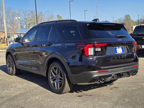 New 2026 Ford Explorer ST w/ Sun And Sound Package image 7