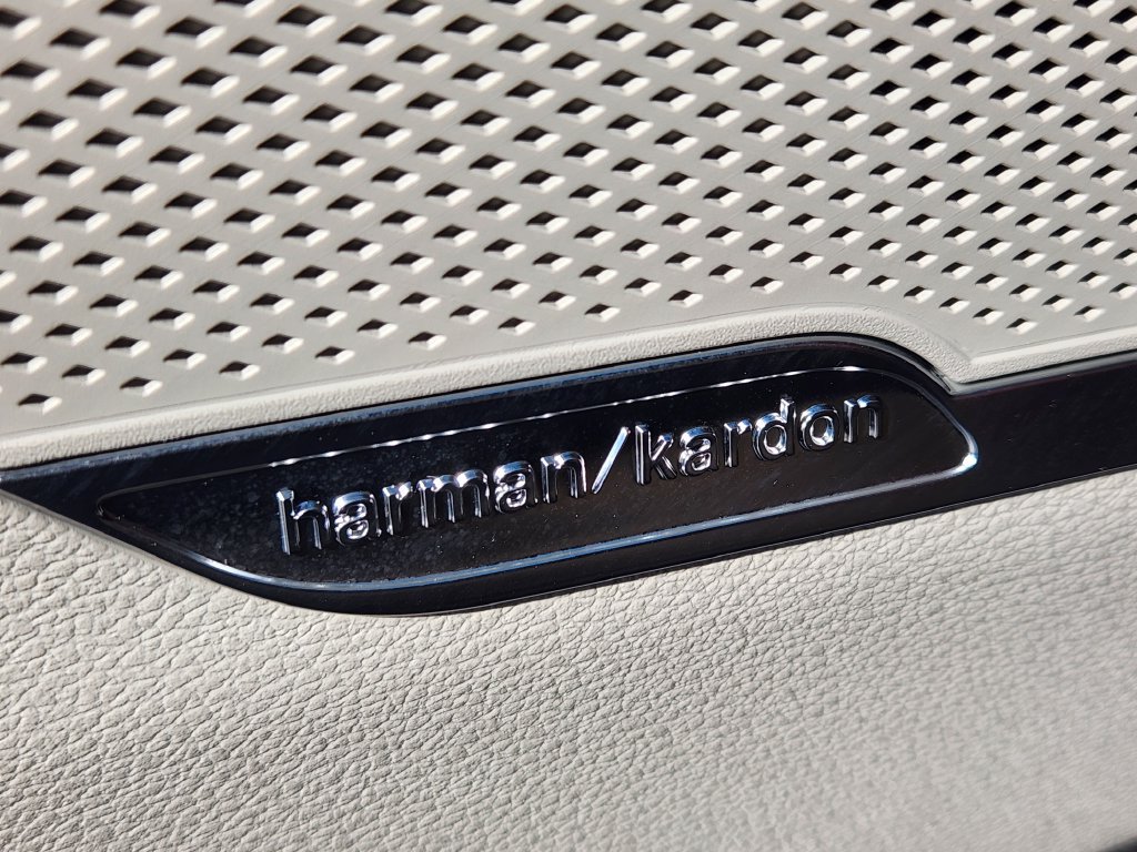 New 2026 Kia Sportage SX FWD image 21