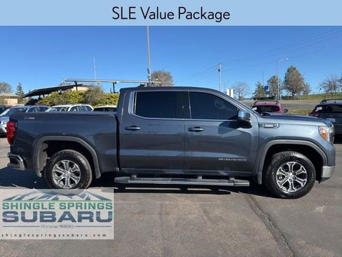 Used 2021 GMC Sierra 1500 SLE w/ X31 Off-Road Package image 3