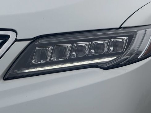 Used 2018 Acura RDX AWD w/ Advance Package image 25