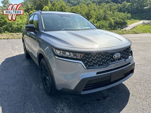 Used 2021 Kia Sorento S AWD/4WD image 1