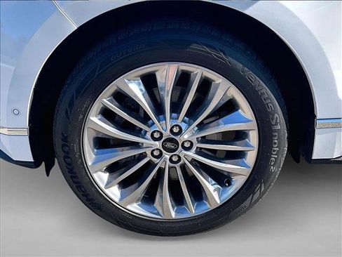 Used 2022 Ford Edge Titanium w/ Equipment Group 301A image 10