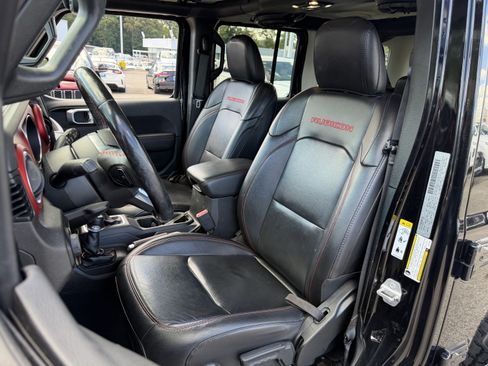 Used 2020 Jeep Wrangler Unlimited Rubicon AWD/4WD image 17