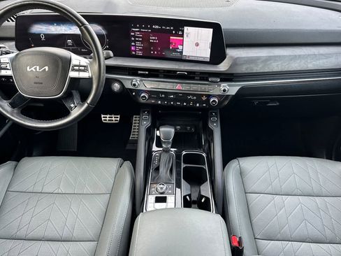 Used 2024 Kia Telluride SX Prestige X-Line image 3