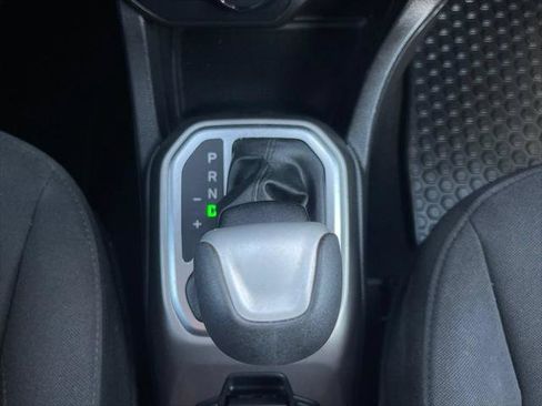 Certified 2022 Jeep Renegade Sport AWD/4WD image 33