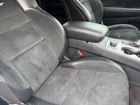 Used 2018 Jeep Grand Cherokee SRT AWD/4WD image 24