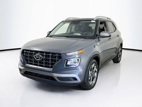 Used 2023 Hyundai Venue SEL w/ Cargo Package FWD image 1