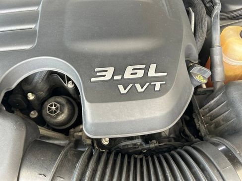 Used 2019 Dodge Challenger SXT w/ Plus Package RWD image 12