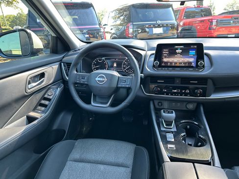 New 2026 Nissan Rogue SV image 23