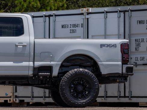 Certified 2025 Ford F250 Lariat w/ Lariat Ultimate Package AWD/4WD image 41