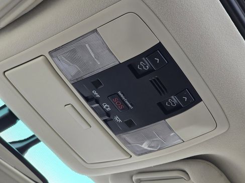 Used 2017 Lexus GX 460 image 37