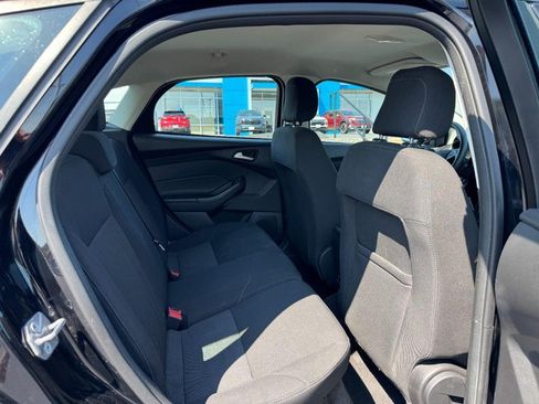 Used 2018 Ford Focus SE FWD image 10