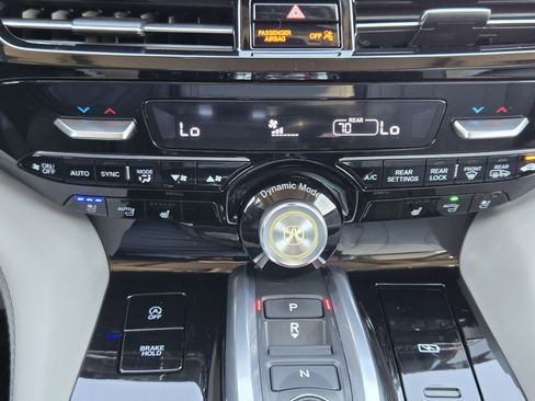 Certified 2023 Acura MDX SH-AWD w/ Advance Package image 25