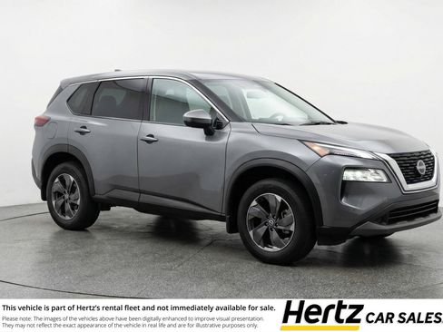 Used 2025 Nissan Rogue SV image 1