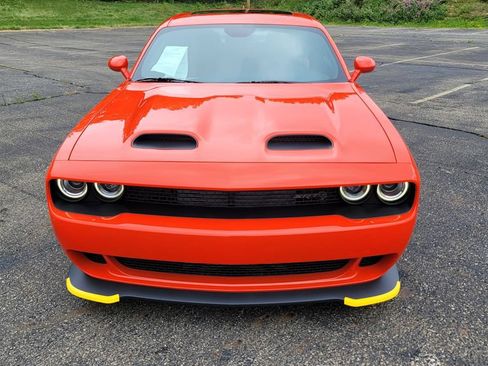 Used 2023 Dodge Challenger SRT Hellcat w/ Plus Package RWD image 4