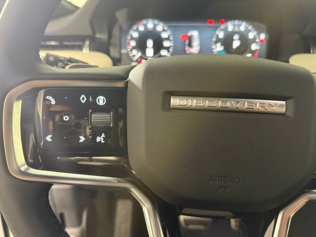 Used 2026 Land Rover Discovery Sport Landmark AWD/4WD image 17