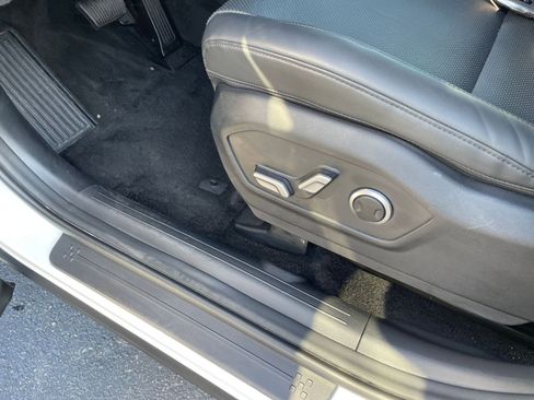 Used 2025 Hyundai Santa Fe SEL image 25