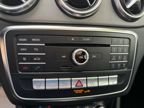 Used 2019 Mercedes-Benz CLA 250 4MATIC w/ Premium Package image 24