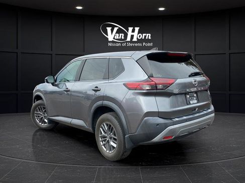 Used 2023 Nissan Rogue S FWD image 5