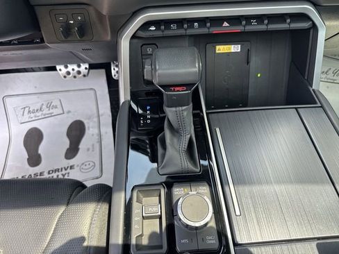 Used 2024 Toyota Tundra Platinum w/ TRD Off-Road Package AWD/4WD image 21