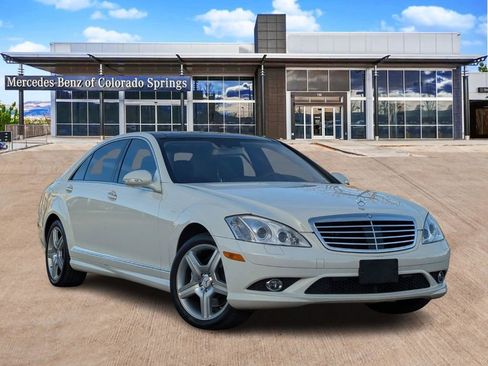 Used 2008 Mercedes-Benz S 550 4MATIC image 1