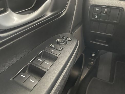 Used 2022 Honda CR-V LX image 24