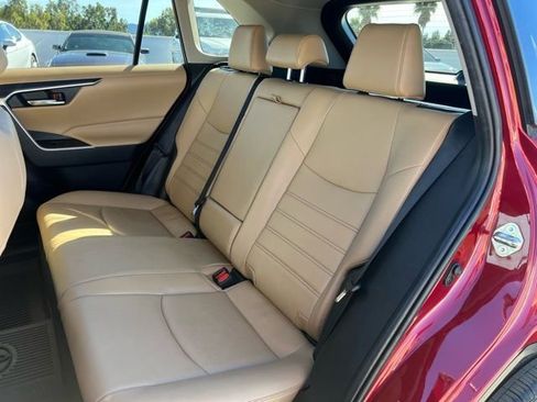 Certified 2022 Toyota RAV4 XLE Premium image 17